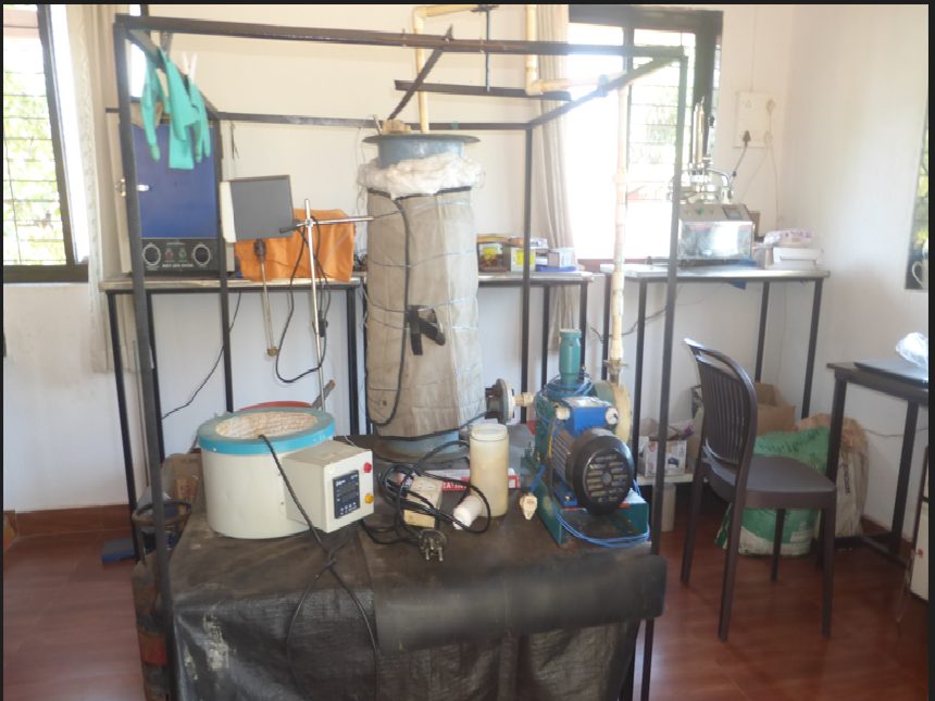 Laboratory scale set-up for high quality synthetic yellow iron oxide
